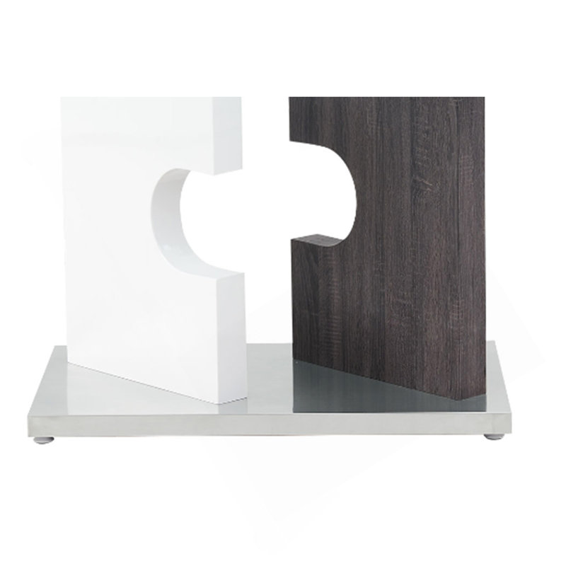 IRIS DINING TABLE