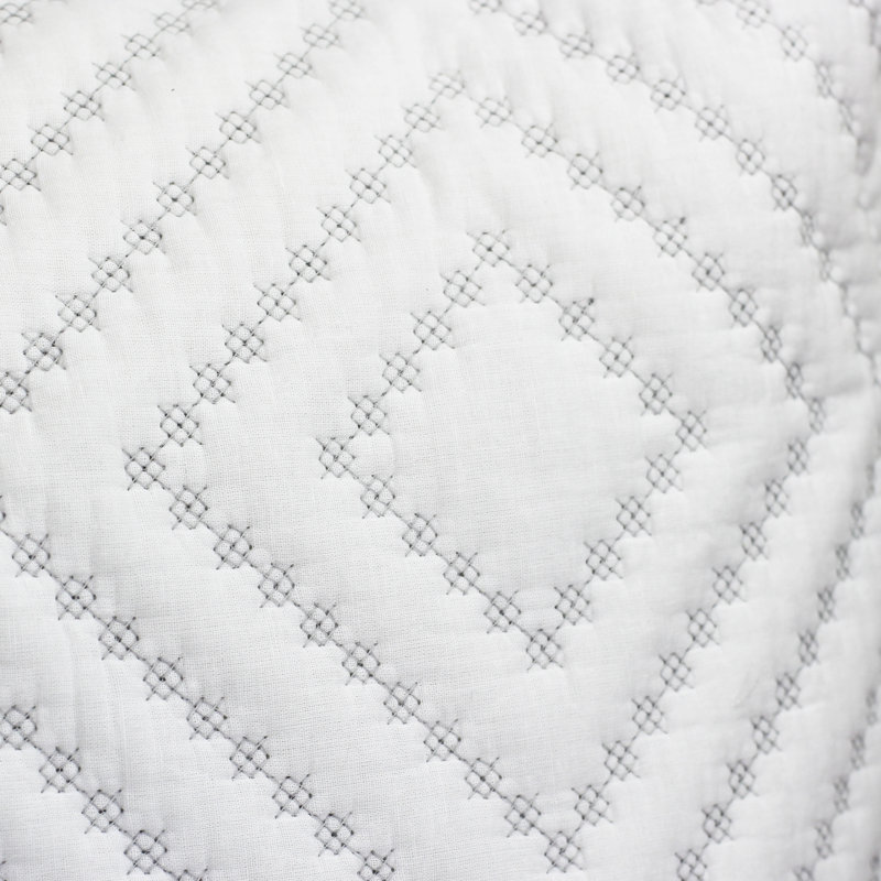 House Modern & Contemporary Cotton Geometric Shapes Quilt, Pink, Twin/Twin XL Quilt + 1 Sham