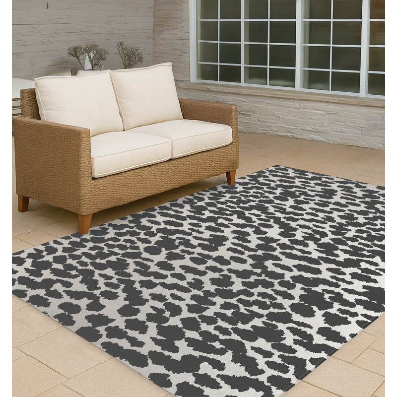 Animal Splat Non-Slip Outdoor Rug, Rectangle 4' x 6'