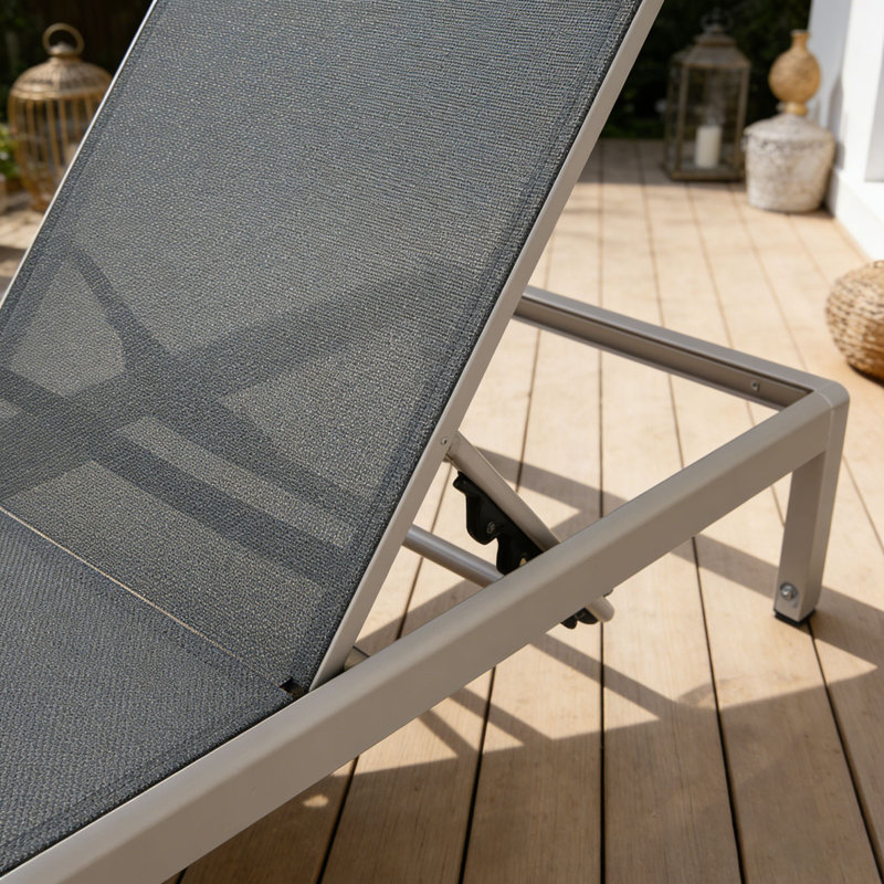 CHAISE LOUNGE, 1