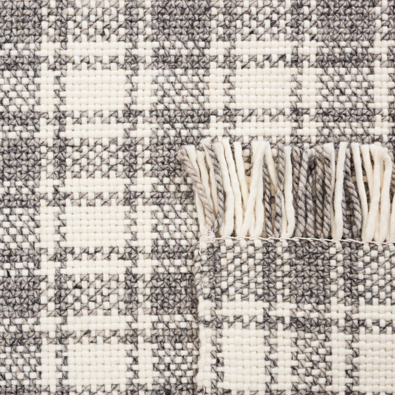 Tahmin Hand Woven Wool Plaid Rug, Rectangle 5' x 8'