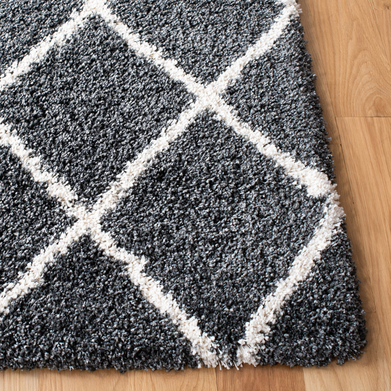 Aravella Performance Geometric Rug, Round 7'