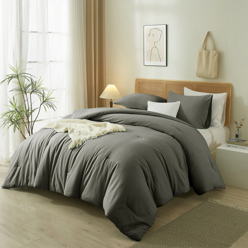 3-Piece 90g Lightweight All-season Microfiber Comforter Set, King Comforter + 2 King Shams, Dark Gray
