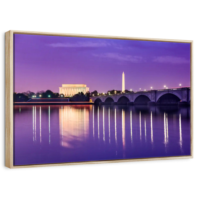 Vue sur le Potomac, 43 po x 29 po, Cadre flottant en bois naturel