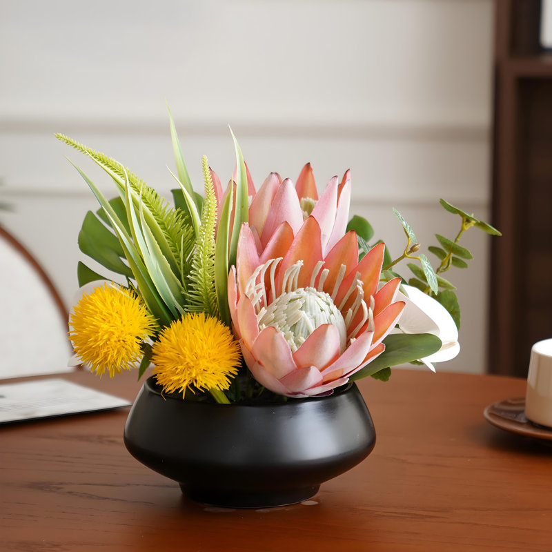 Ornements de fleurs simulées