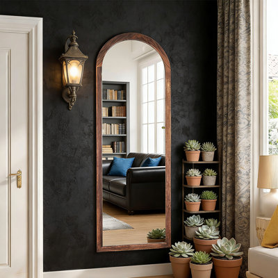 Miroir mural au-dessus de la porte, suspendue au mur, miroir pleine longueur arqué en bois massif avec sangle de suspension pour chambre à coucher, salon, salle de bain, dortoir - brun 16 po x 48 po