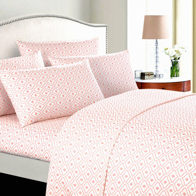 DiamondSoft Geometric 6-Piece Bedding Set - Deep Pocket Design with Two-Tone Diamond Print in Coral - Includes Flat and Fitted Sheets, Bonus Pillowcases