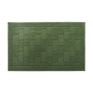 AttractionDesignHome Doormat; Green