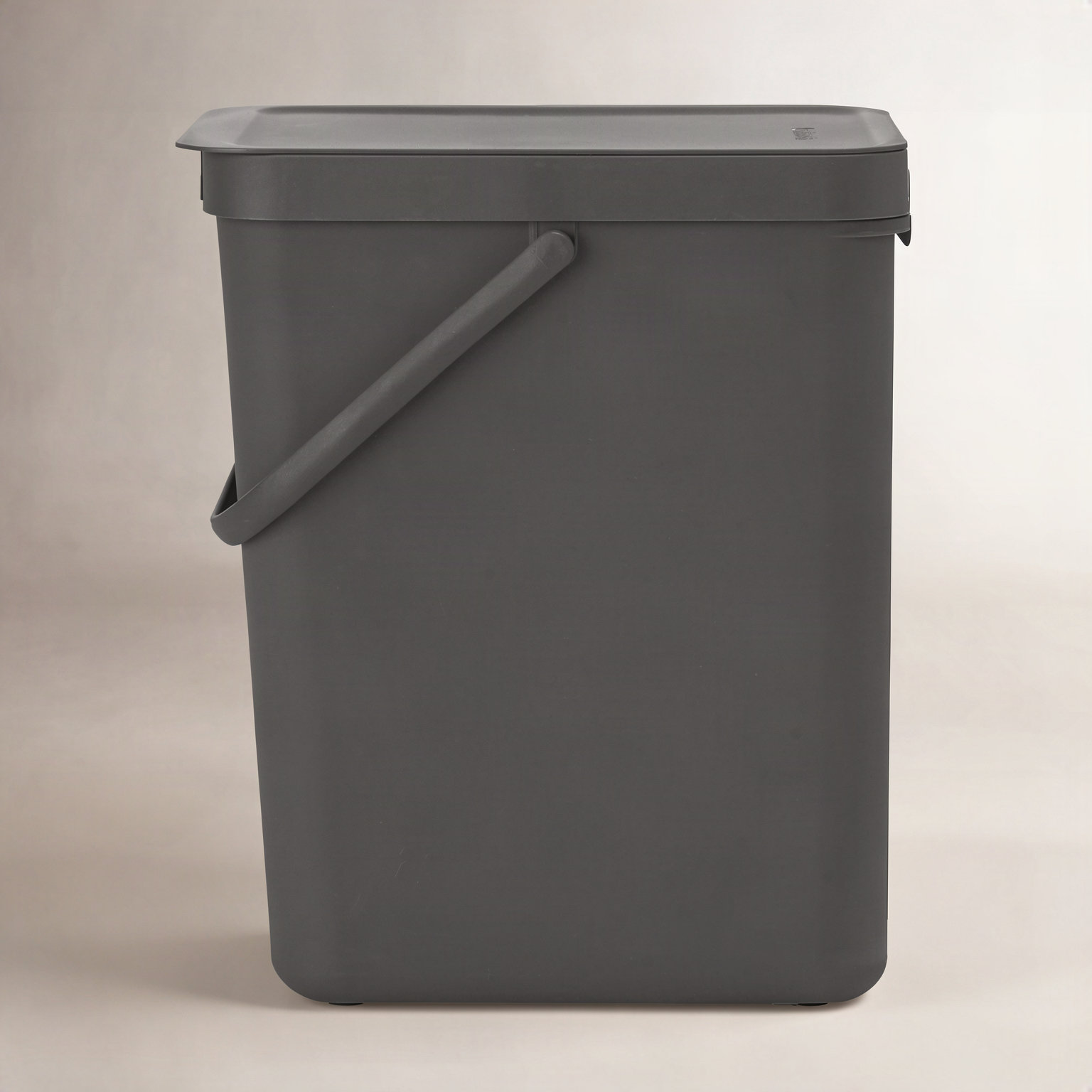 Brabantia Sort & Go Plastic Recycling Bin, 6.6 Gallon, Gray