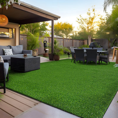 Brittannie Indoor/Outdoor Waterproof Artificial Grass Turf Rugs