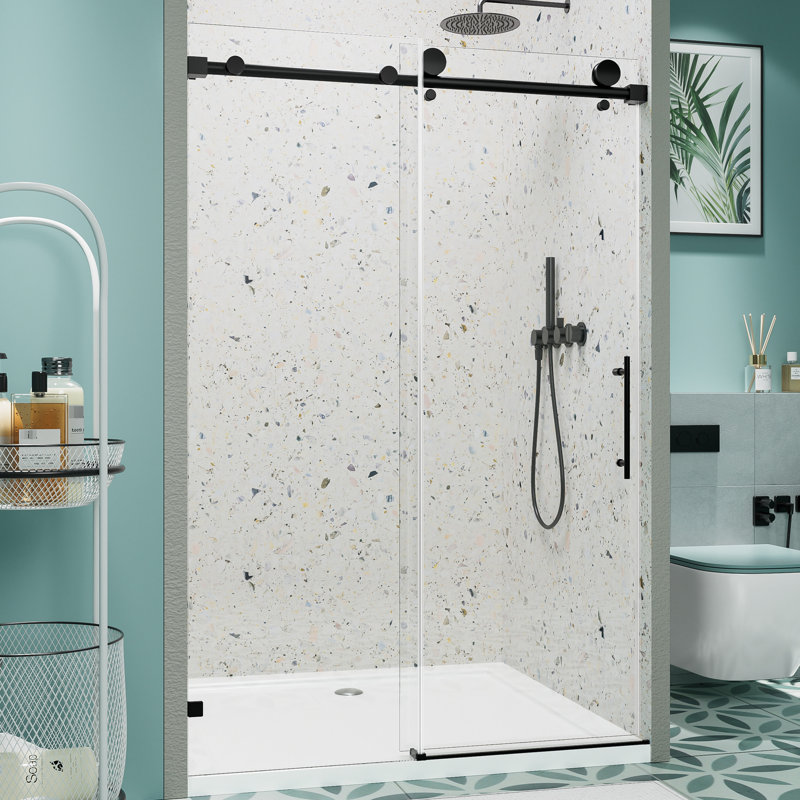 Porte de douche simple coulissante noire matte à fermeture en douceur de 60 po de largeur et de 76 po de hauteur avec verre trempé transparent de 5/16 po (8 mm), quincaillerie en acier inoxydable rouille, conception imperméable et tampon pour un mouvement silencieux dans la salle de bain