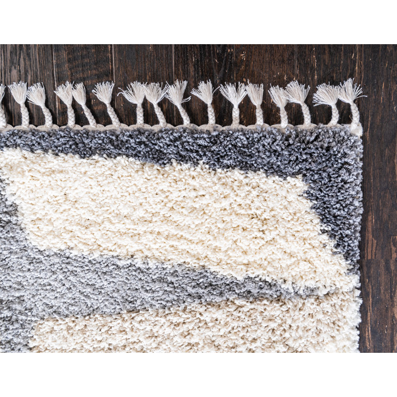 Mitzy Geometric Indoor Rug, Rectangle 2'2" x 3'