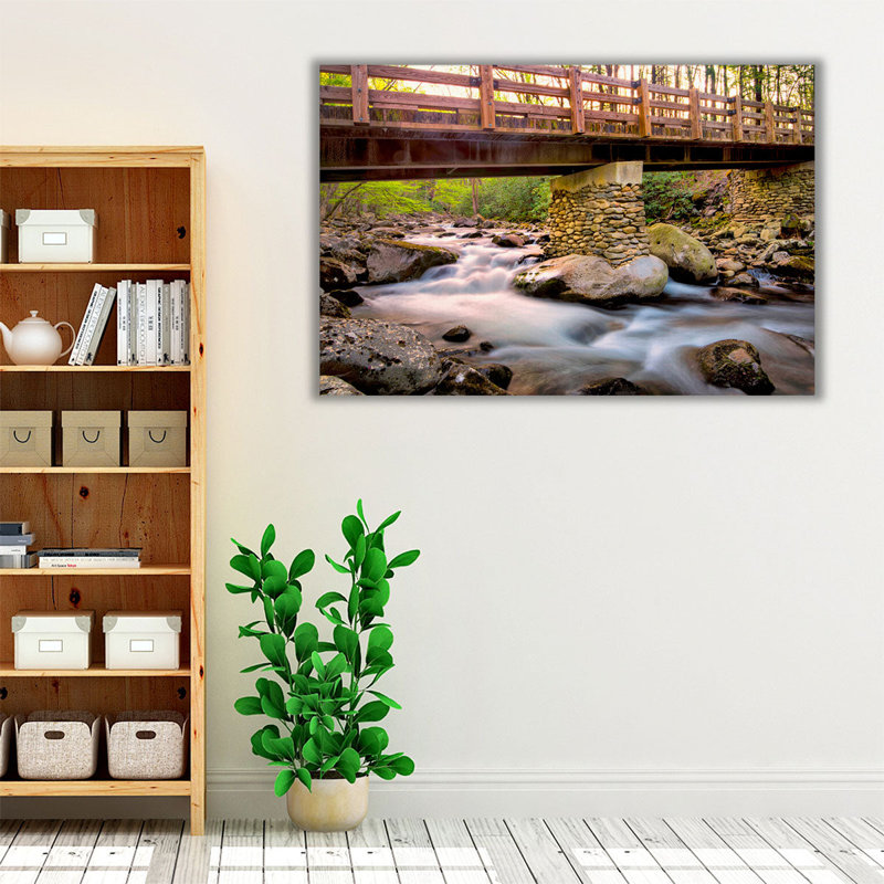Pont et cascade III - reproduction d'art sur toile, H 40 po x l 60 po