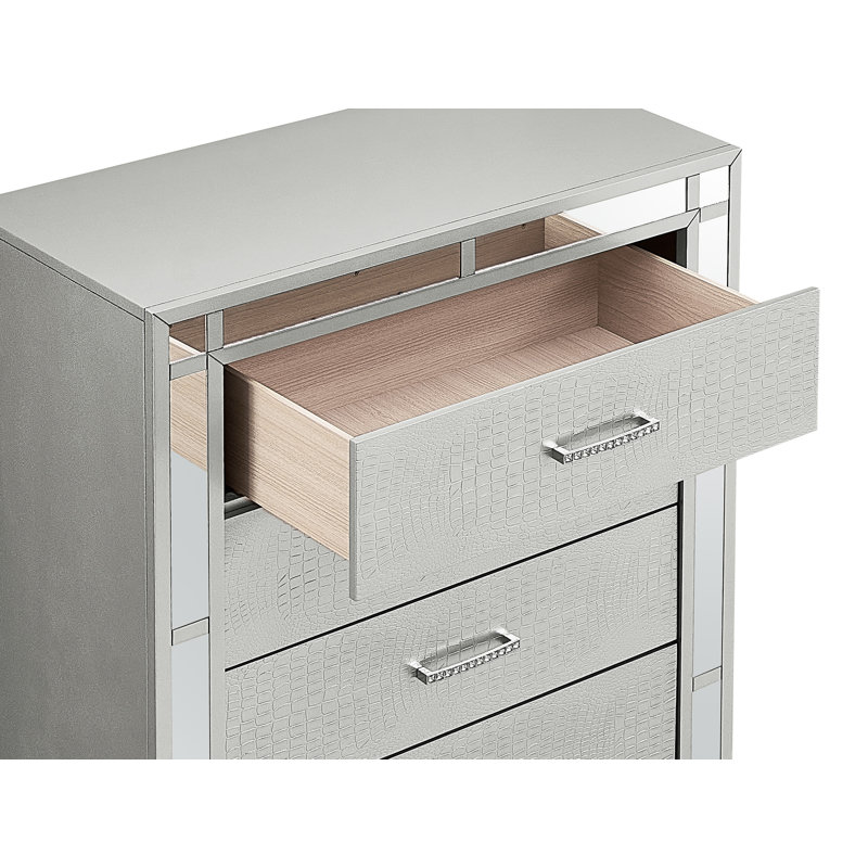 Kenny 33'' W 5 - Drawer Dresser