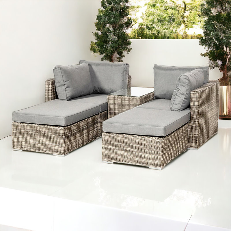 4 Seat Multi Setting Relaxer Set (2 x LH/RH Seat, 2 x Ottoman Seat inc Cushions & 1 x Side Table), Beige
