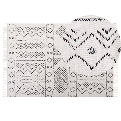 Terell Southwestern Hand Woven Area Rug