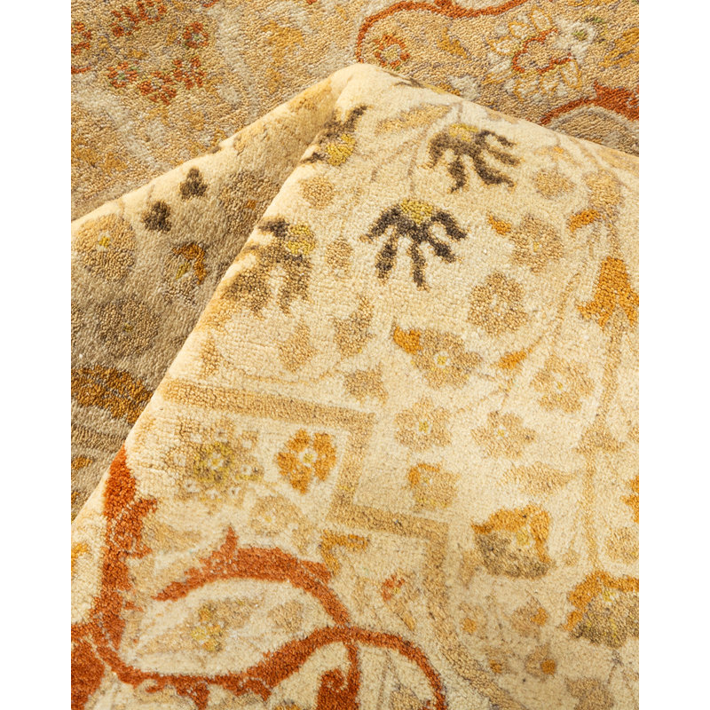 Tapis unique noué à la main Danwood - ivoire, 6 pi 1 po x 9 pi 2 po