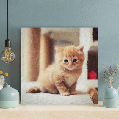 «Cute Brown Kitty On A Marble Table», reproduction d'art graphique carré sur toile tendue