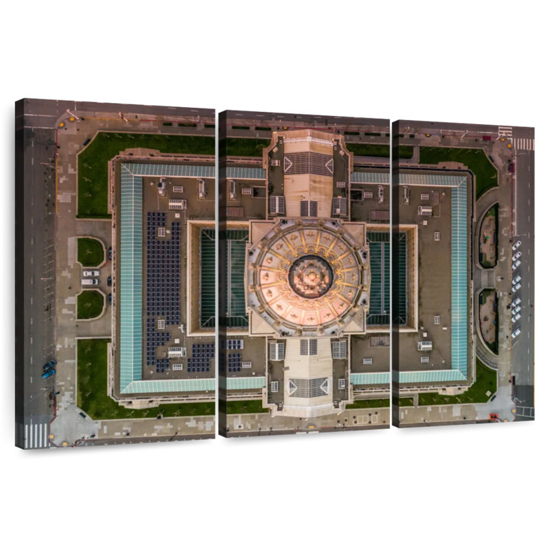 San Francisco Claris Hall, 20" H x 33" W