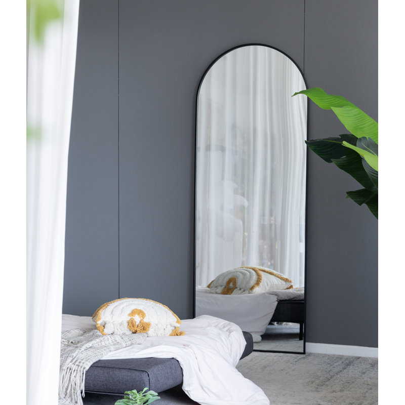 Miroir 28 po x 1 po x 74 po Celine, Noir