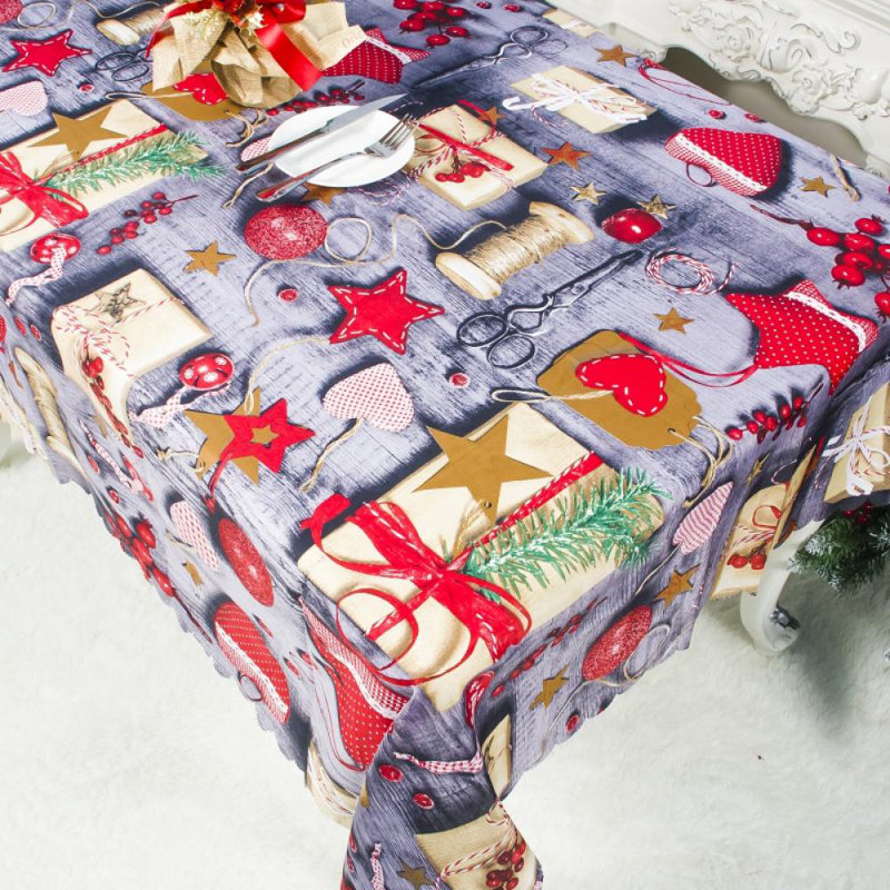 Daiyana Patchwork Christmas Tablecloth