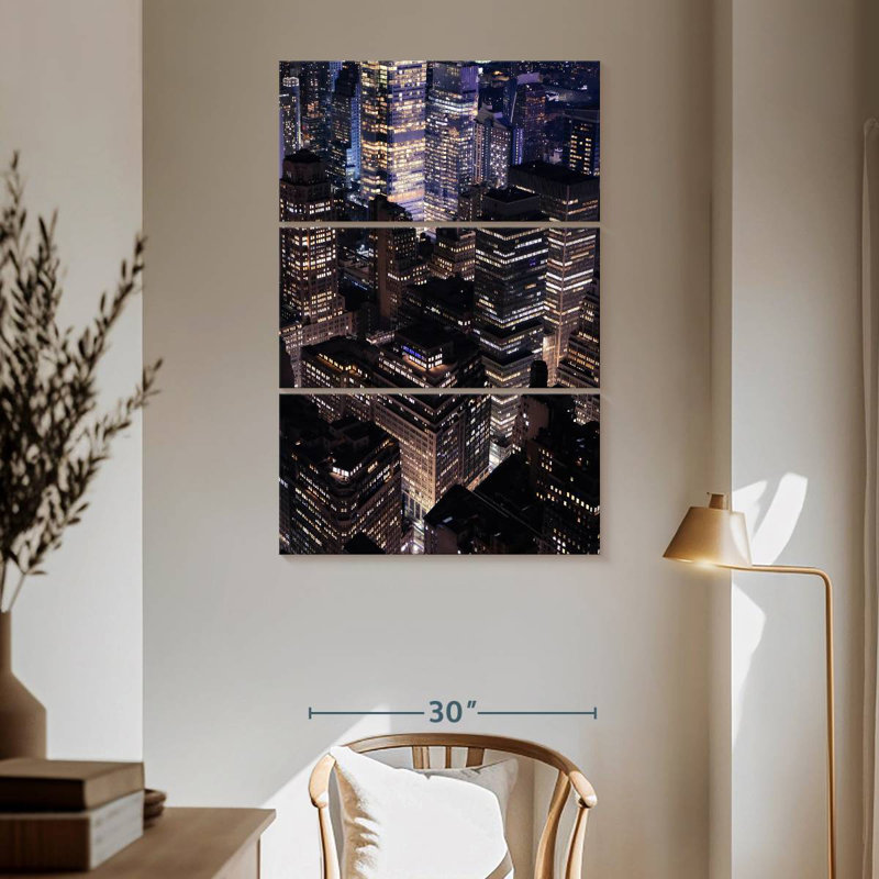 Lilie New York la nuit, H 65 po x l 42 po