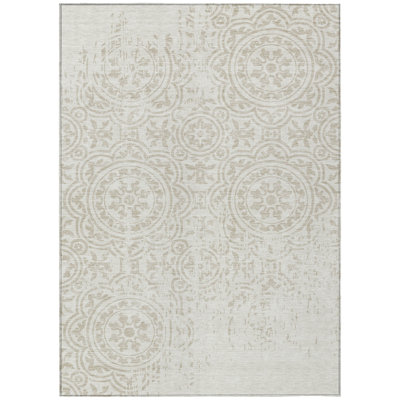 5' X 8' Ivory And Beige Medallion Washable Indoor Outdoor Area Rug