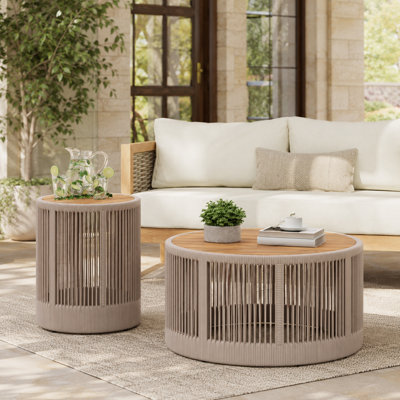 Ensemble de tables basses et tables d'appoint en bois d'acacia