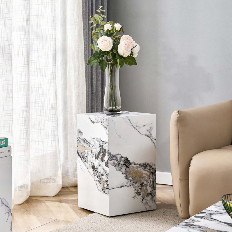 Table basse compacte en panneau de fibres à densité moyenne avec motif en marbre blanc - carré de 11,81 po