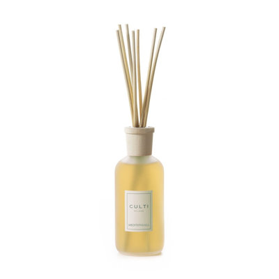 Reed Diffusers And Sticks