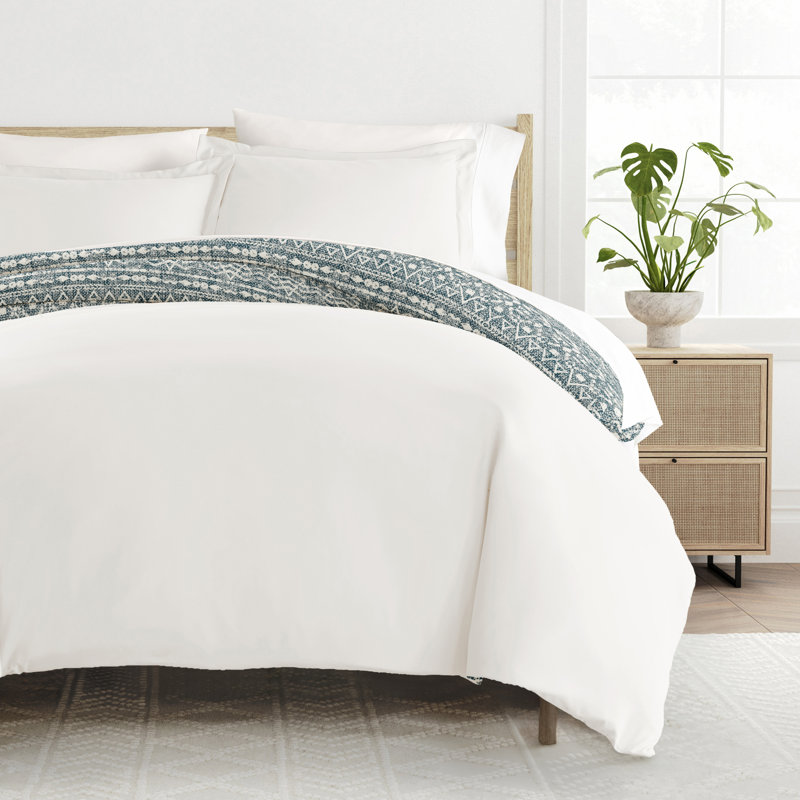 Super Soft Microfiber Duvet Cover Set, Twin Duvet Cover + 1 Sham, Blue/White Geometric Shapes
