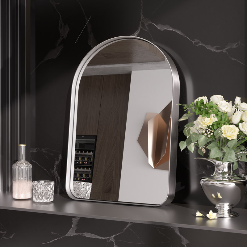 Miroir d'appoint mural Briannon, Argent, 20 po x 30 po
