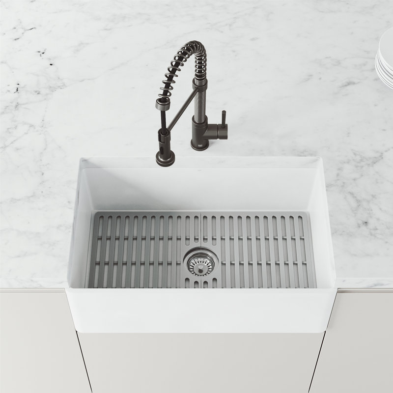 Robinet de cuisine de H 19 po avec pulvérisateur rétractable à deux fonctions Edison, Noir graphite