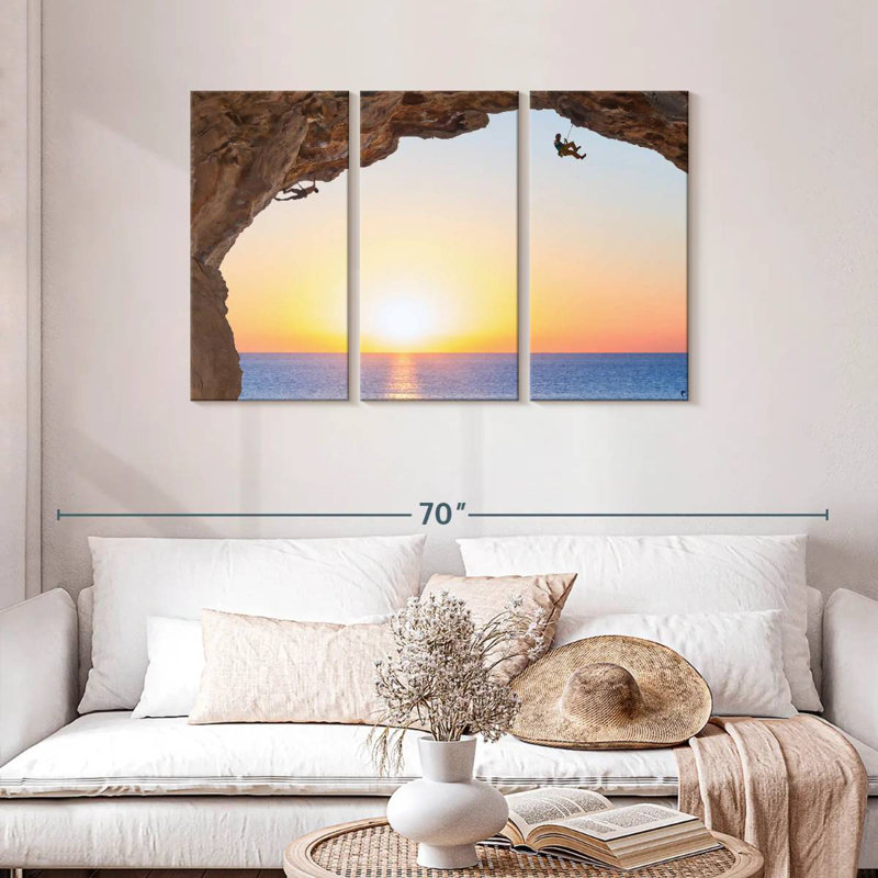 Senne Ambition, 28" H x 45" W