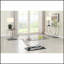 Table basse rectangulaire en U en verre Amelia, design moderne et spacieux pour des espaces de vie élégants.