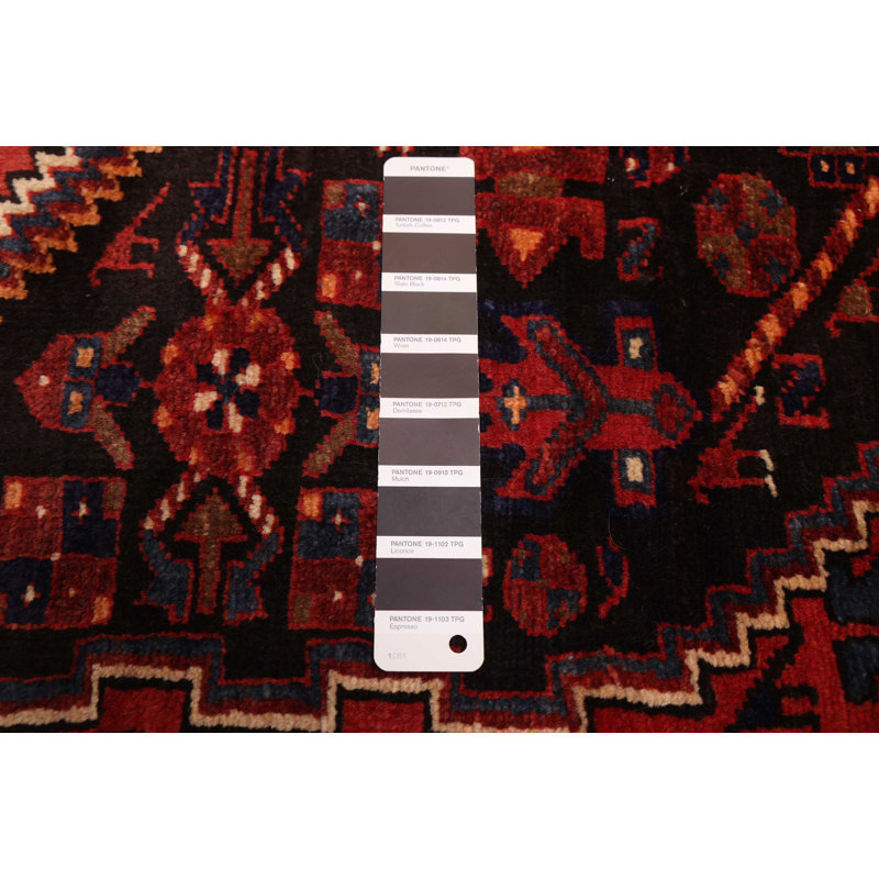 Tapis noir, rouge Anadol 4 pi 7 po x 9 pi 2 po