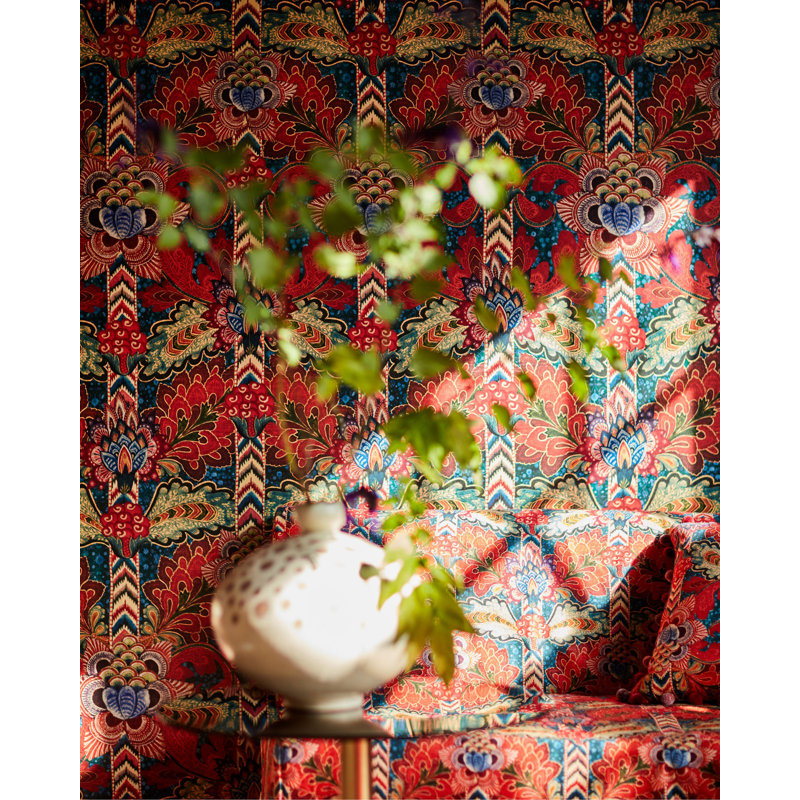 Woodstock Lifestyle Floral Wallpaper Roll