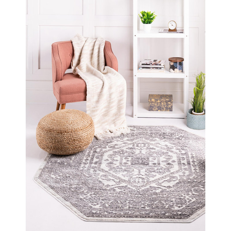 Oriental Indoor Rug, Octagon 5'3"