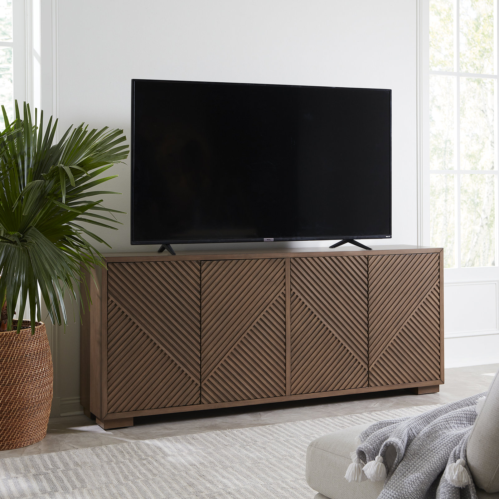 Annamari 82" TV Stand