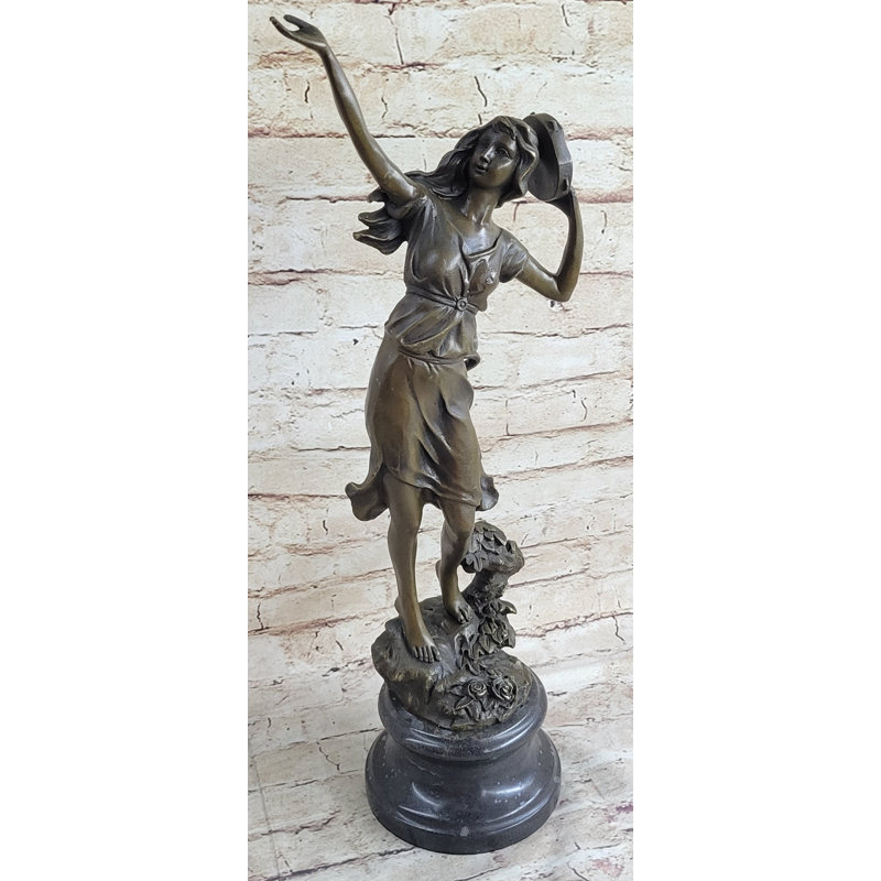 Figurines et sculptures