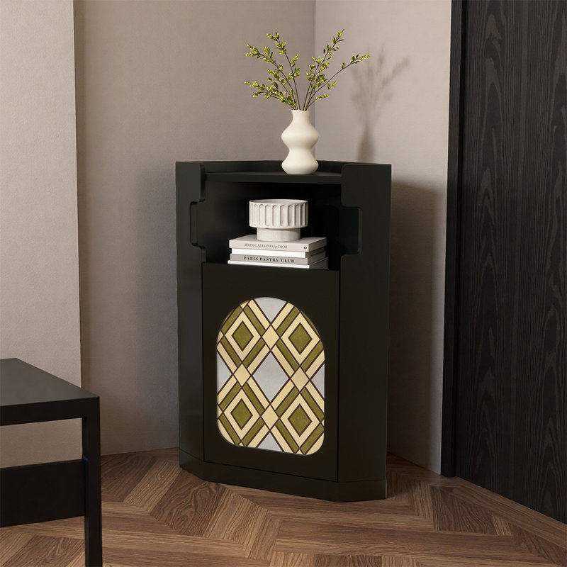 Armoire rustique en bois de pin noir