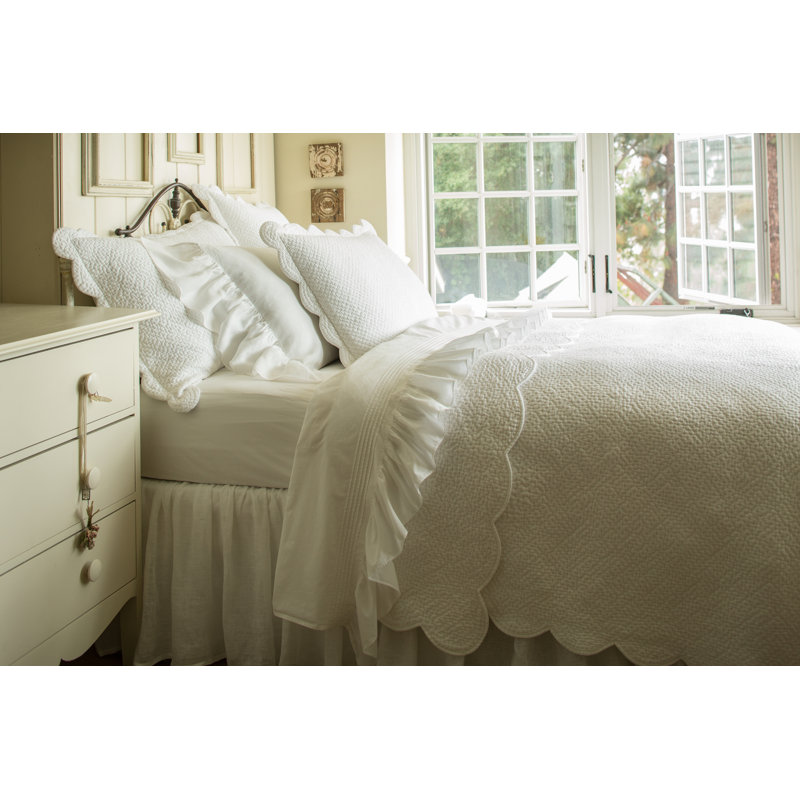 Sophie White Cotton Quilt, Queen Quilt