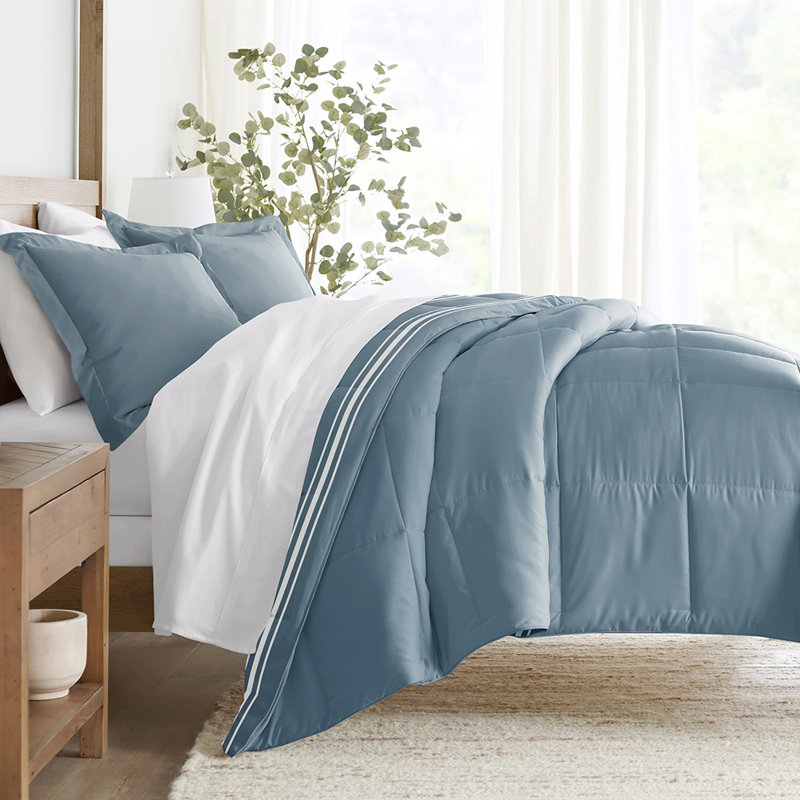 Light Blue Striped Microfiber Reversible Full Duvet Set