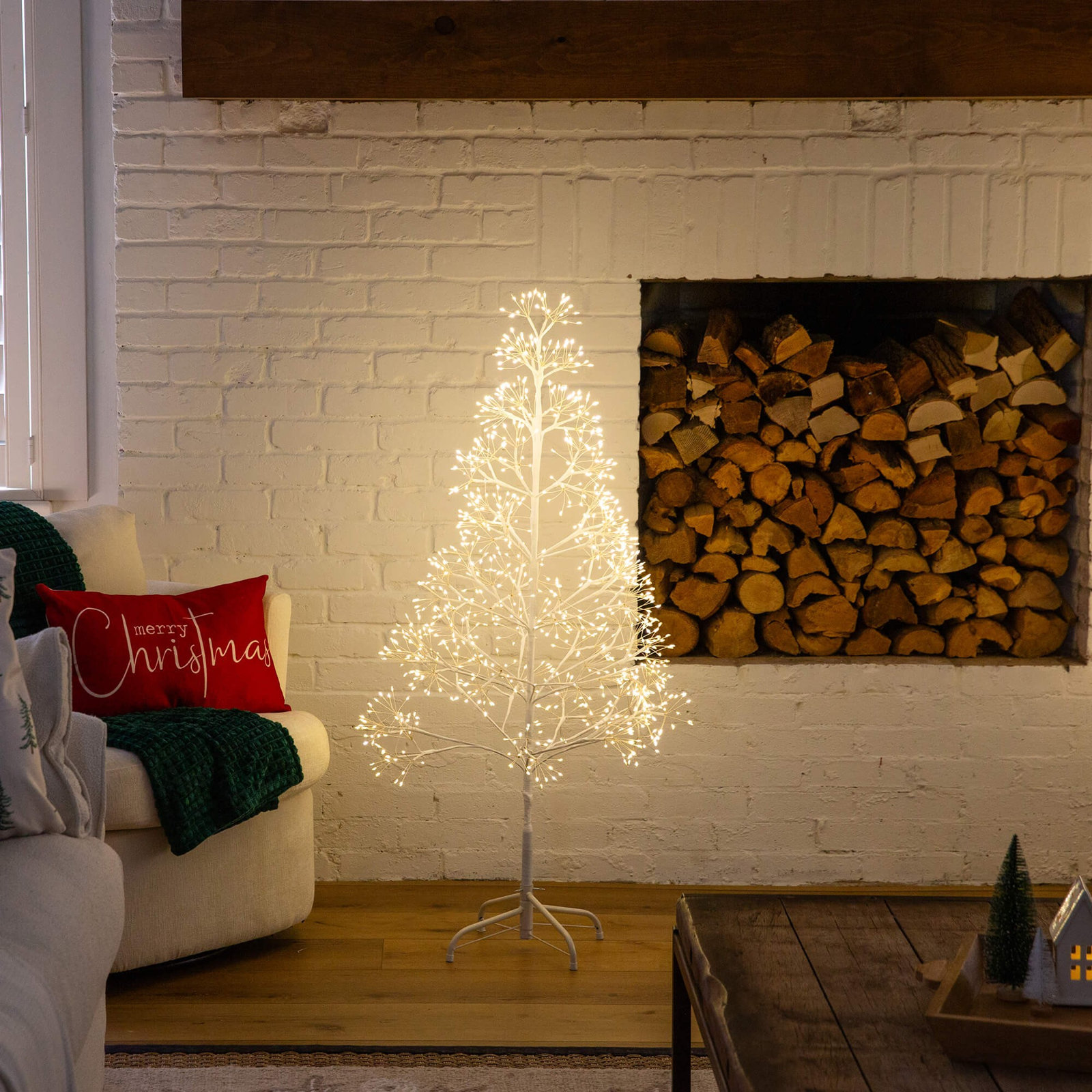 White 6' Pre-Lit Tree, 4" H x 24" W x 14" D