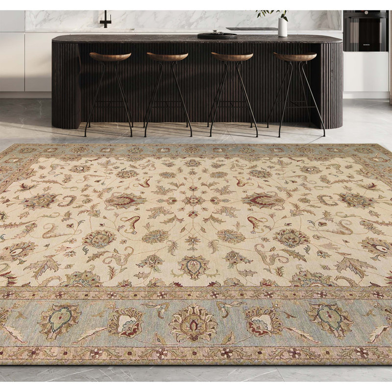 Cornwall Wool Oriental Area Rug in Beige/Gray