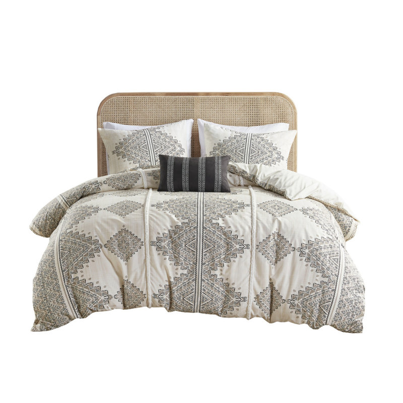 Durable Microfiber Bedding Sets With Global Design For Home