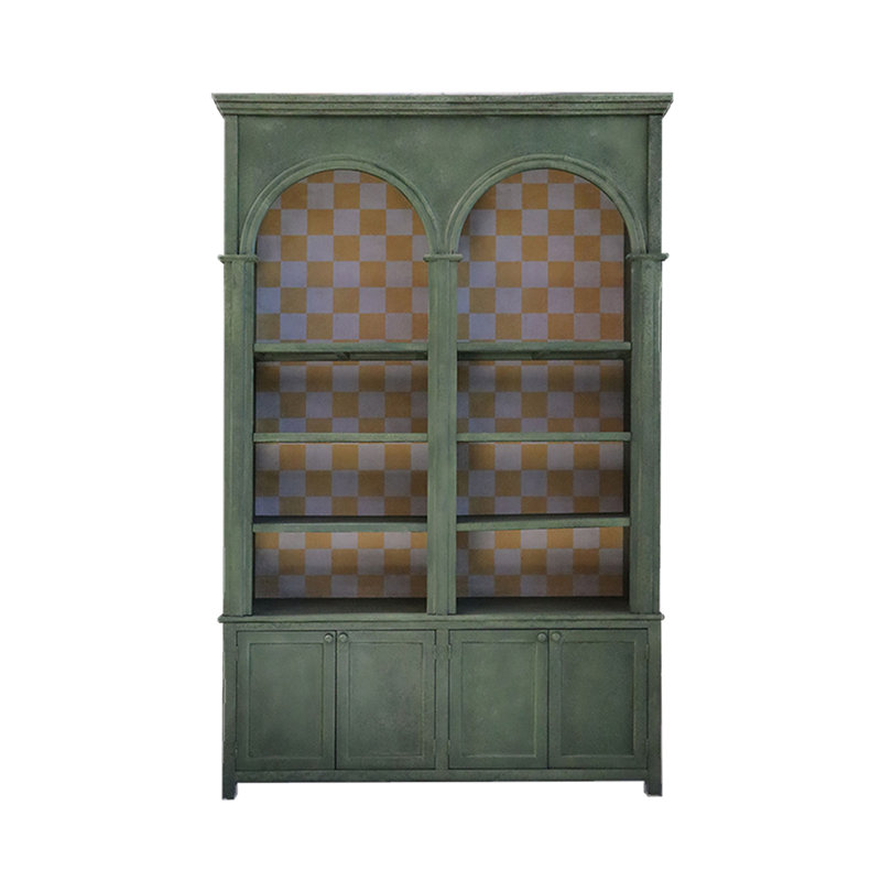 Grande armoire en bois de pin antique avec intérieur à carreaux