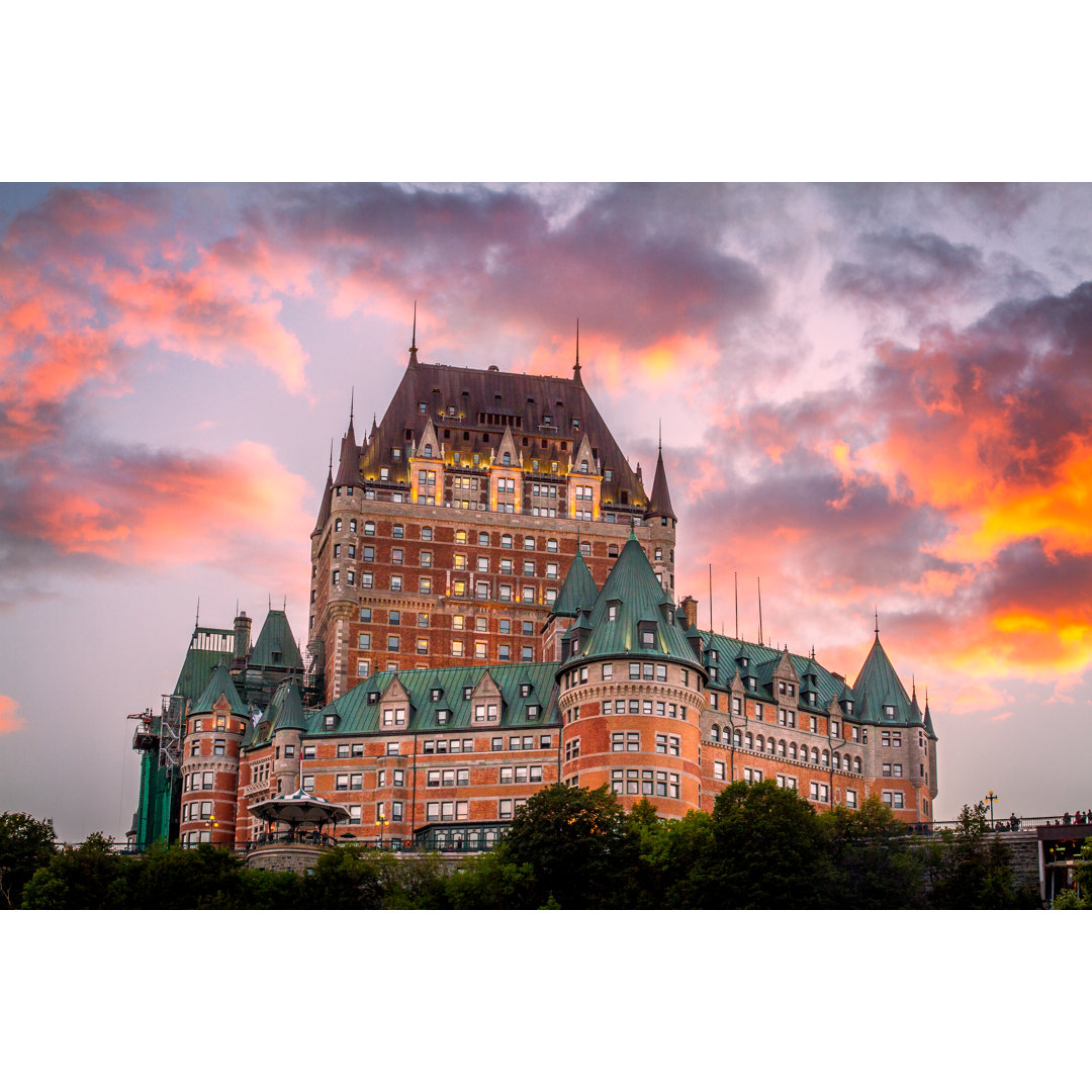 Chateau Frontenac - Quebec City von Wolrabp - Leinwandbild