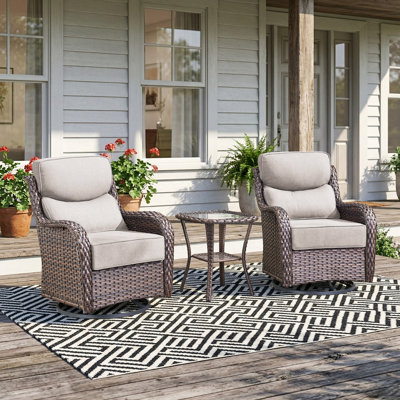 Ensemble de mobilier de patio avec coussin épais de 6 pouces, chaises de patio à bascule pivotantes à dossier haut pour l'extérieur, ensemble de conversation en osier 3 pièces pour terrasse et bord de piscine