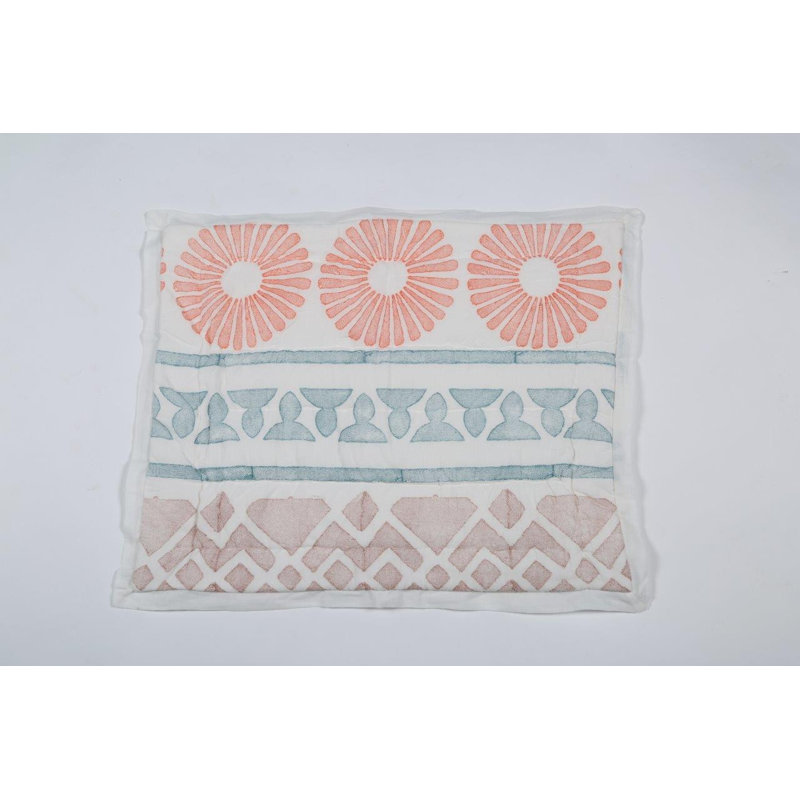 Farmhouse / Country Cotton Geometric Shapes Quilt, Queen Quilt + 2 Shams